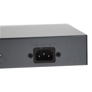 DNNWSNPH-002-0 - SWITCH NAO GERENCIAVEL 24P GB POE E 2P SFP - DN-POE-33024PF - D-NET